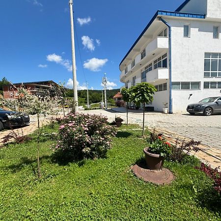 Emro-S Aparthotel Novi Pazar Luaran gambar